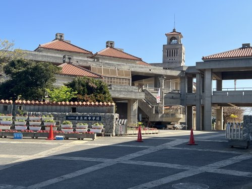 うるま市立具志川中学校