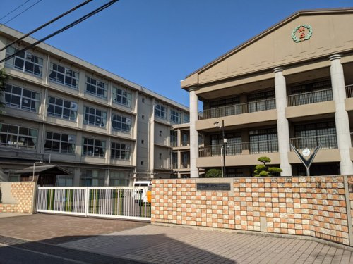 氷丘小学校