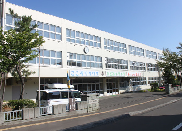札幌市立西小学校
