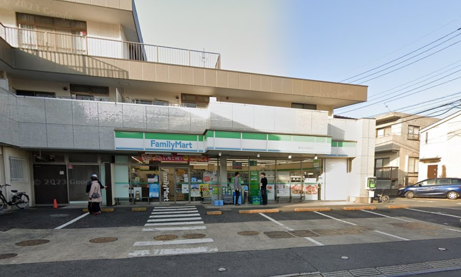 ファミリーマート 専大松戸高校前店