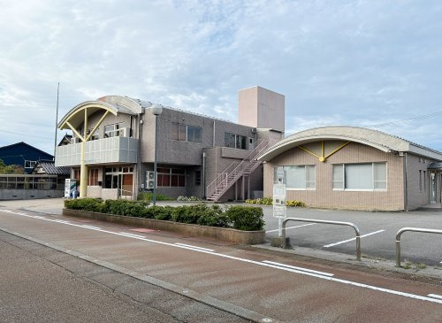 射水市役所 新湊交流会館