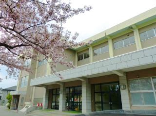 秋田市立築山小学校
