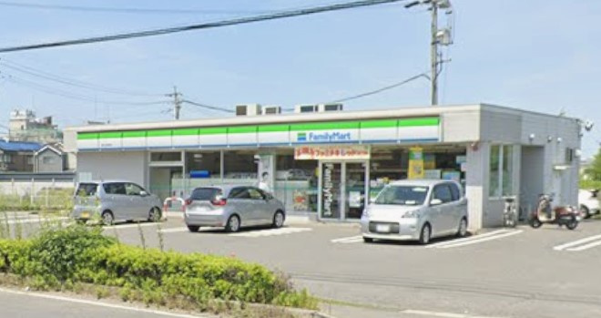 ファミリーマート 春日井田楽店