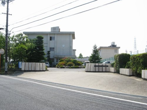 四日市市立三重平中学校