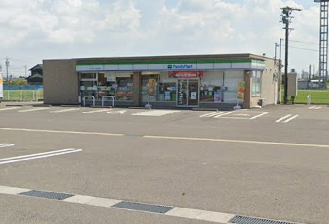 ファミリーマート 稲沢子生和神明町店